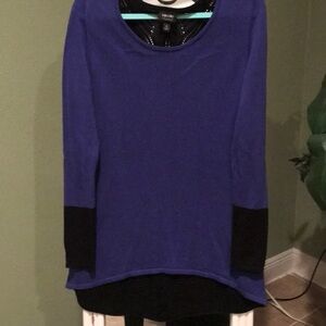 👑👑👑3 for 12👑👑👑Hi-Low Sweater